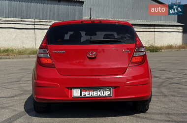 Хэтчбек Hyundai i30 2009 в 