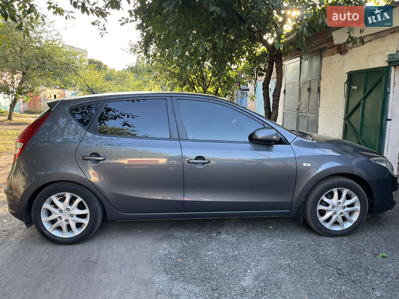 Хэтчбек Hyundai i30 2007 в Нежине