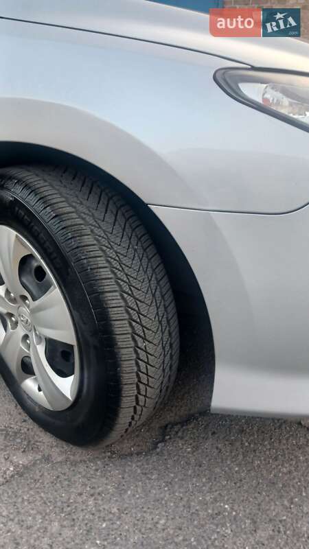 Универсал Hyundai i30 2010 в Чернигове