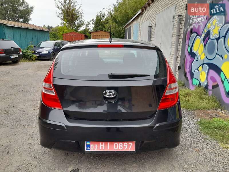 Хетчбек Hyundai i30 2009 в Луцьку