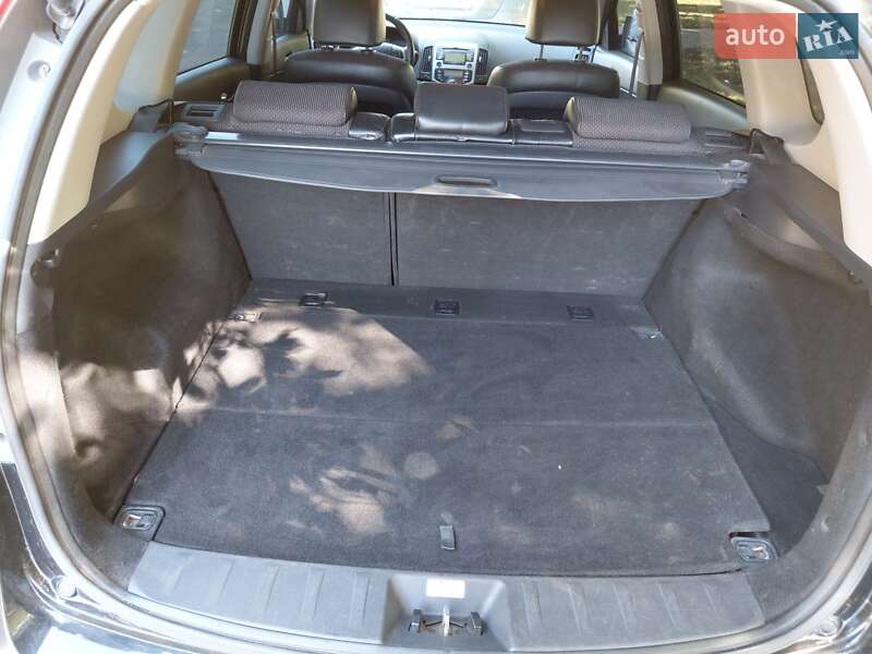 Універсал Hyundai i30 2011 в Дніпрі