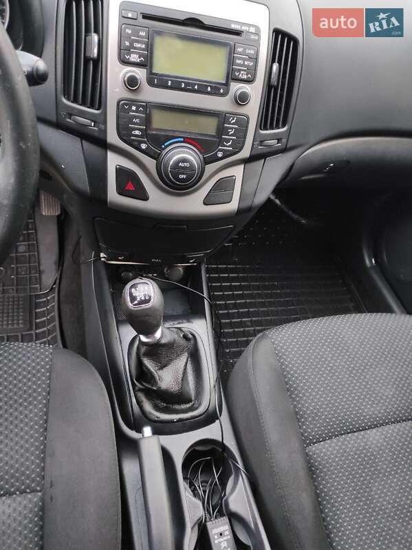 Хетчбек Hyundai i30 2012 в Тернополі