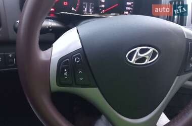 Универсал Hyundai i30 2010 в 