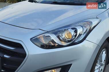 Хэтчбек Hyundai i30 2016 в 