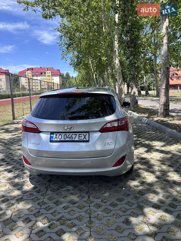 Універсал Hyundai i30 2015 в Мукачевому фото 18 Універсал Hyundai i30 2015 в Мукачевому