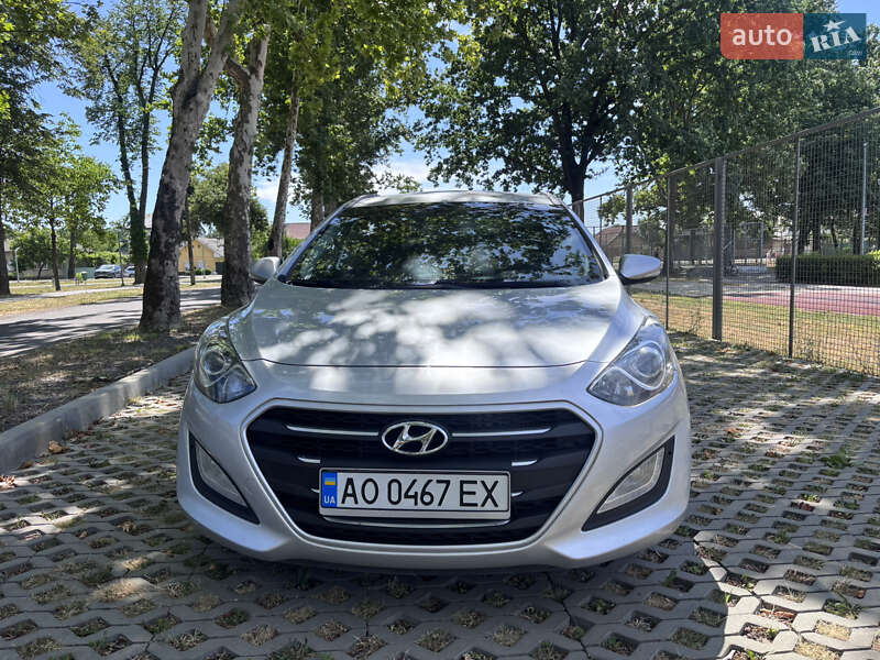 Універсал Hyundai i30 2015 в Мукачевому фото 26 Універсал Hyundai i30 2015 в Мукачевому