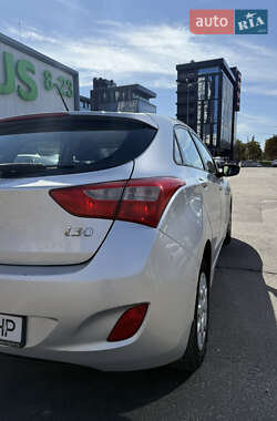Хэтчбек Hyundai i30 2014 в 