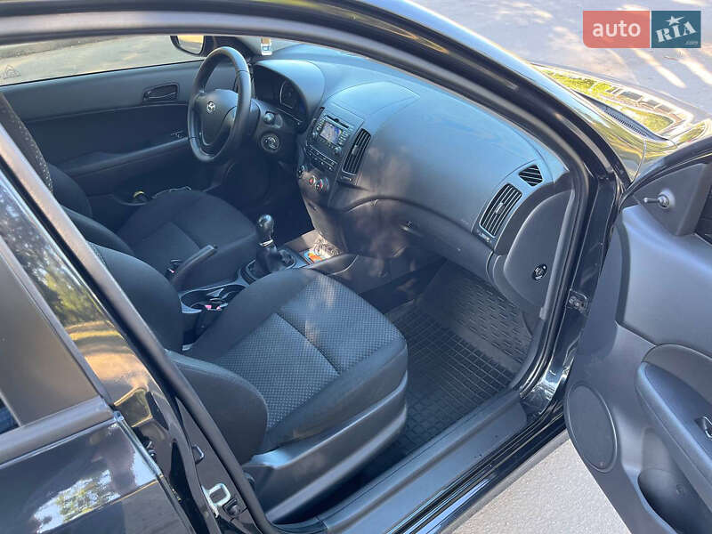 Хэтчбек Hyundai i30 2011 в Запорожье