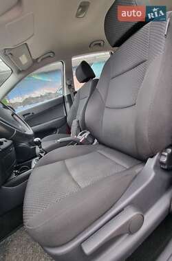 Універсал Hyundai i30 2009 в  фото 20 Універсал Hyundai i30 2009 в