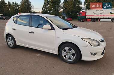 Хэтчбек Hyundai i30 2011 в Ровно