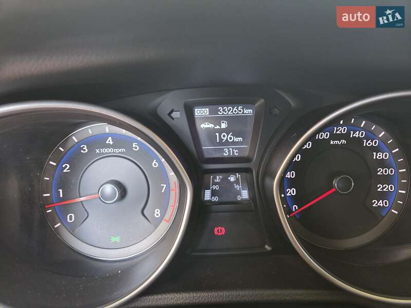 Хэтчбек Hyundai i30 2013 в Хусте