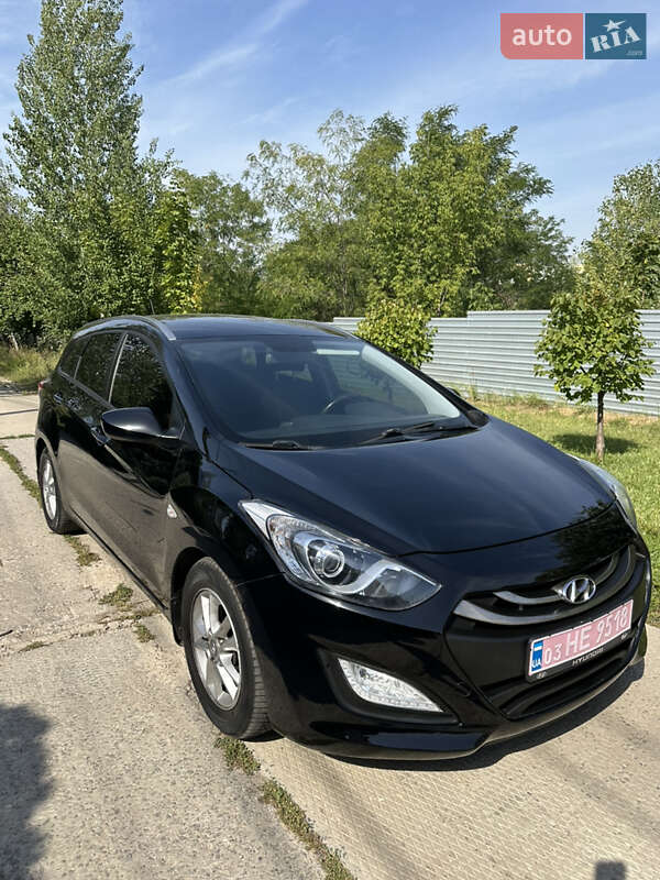 Універсал Hyundai i30 2013 в Харкові