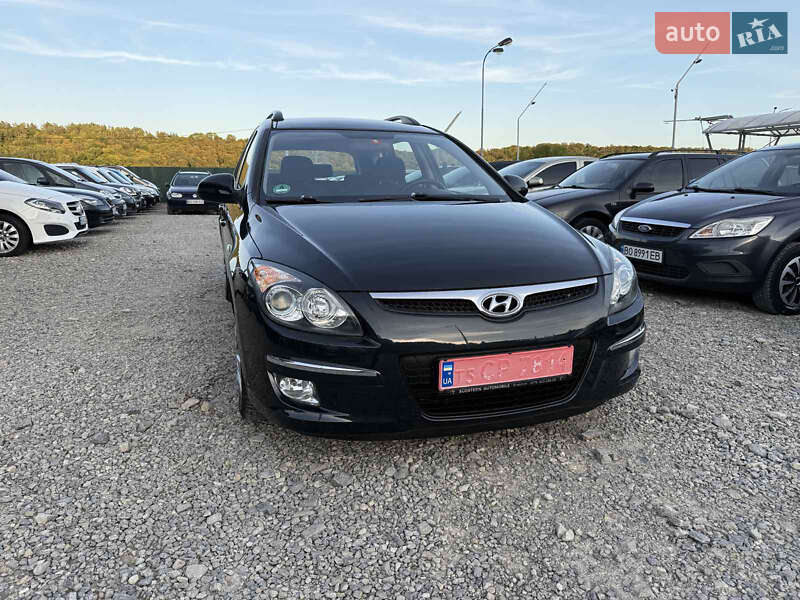 Хэтчбек Hyundai i30 2009 в Тернополе