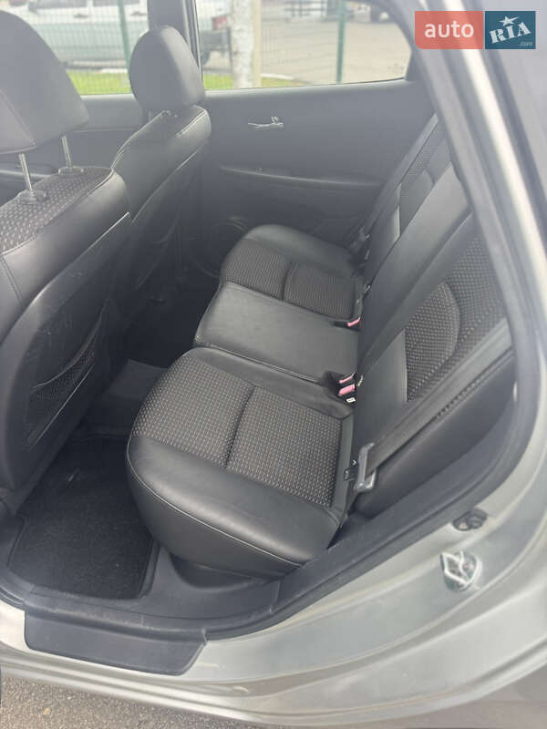 Хэтчбек Hyundai i30 2007 в Виннице
