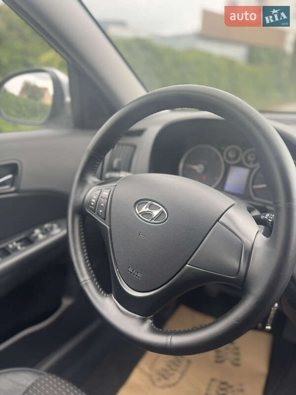 Хэтчбек Hyundai i30 2007 в Виннице