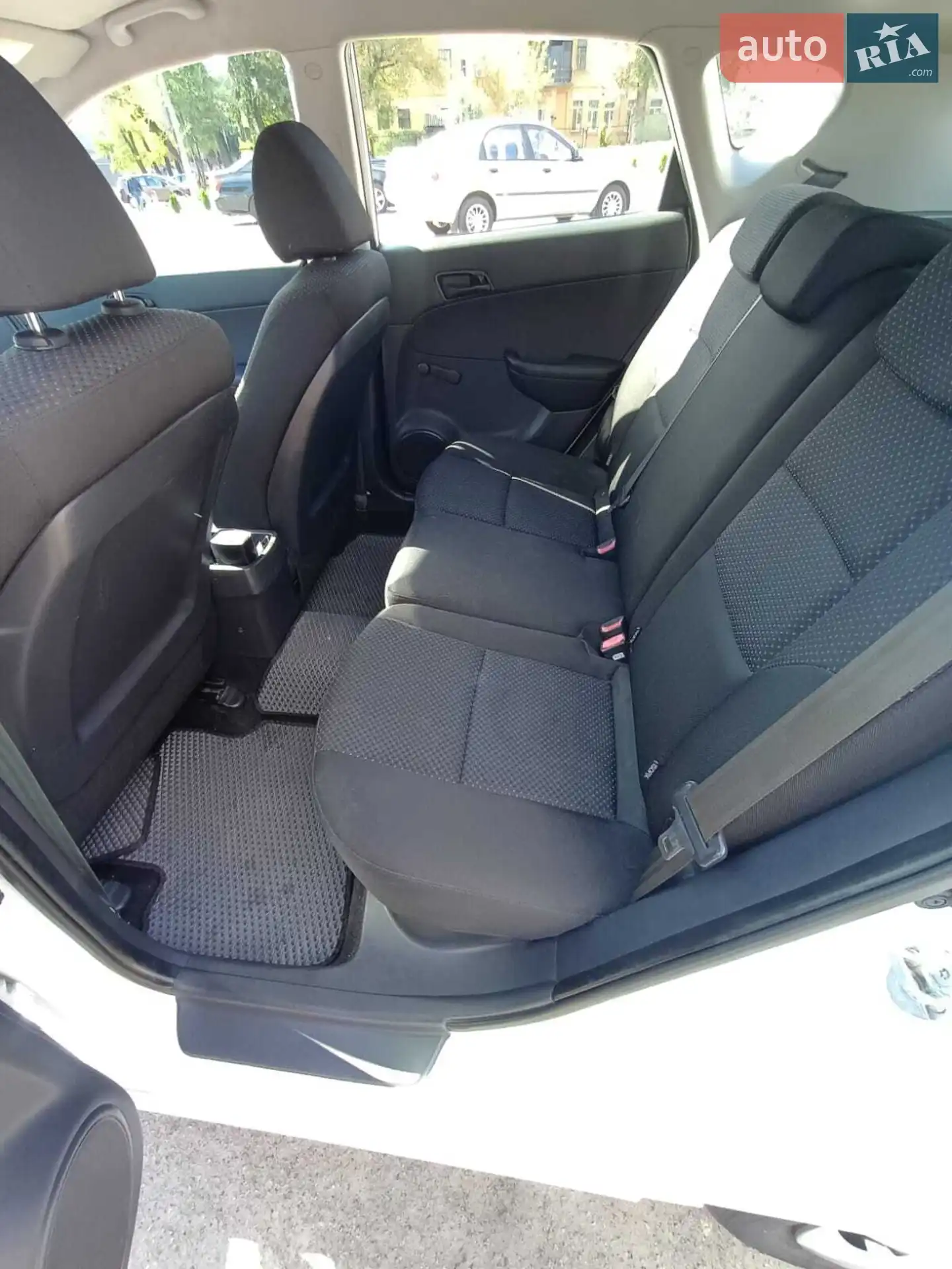2011 Hyundai i30 - мініатюра 13