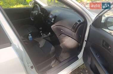 Хэтчбек Hyundai i30 2010 в 