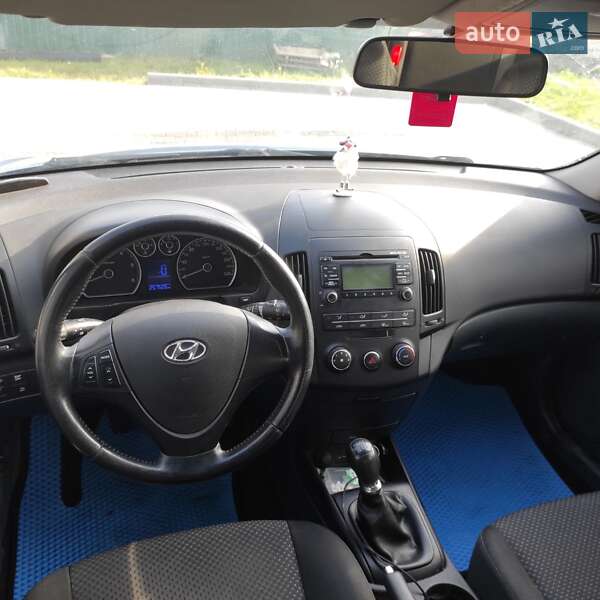 Хетчбек Hyundai i30 2011 в Луцьку