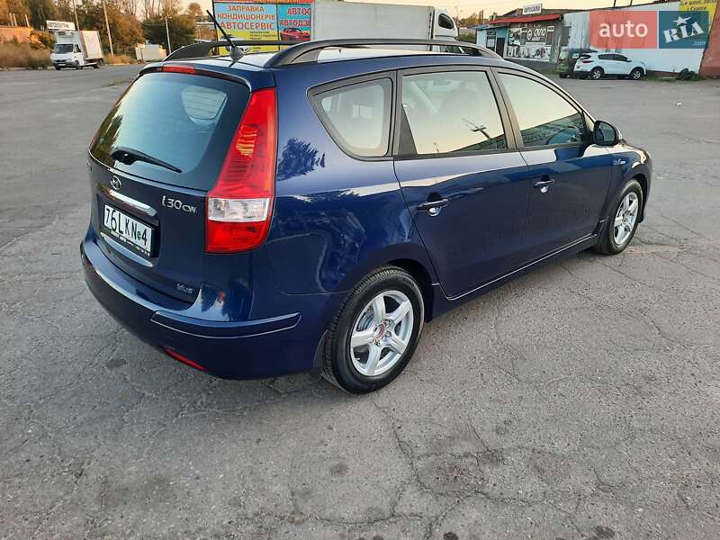 Универсал Hyundai i30 2011 в Полтаве