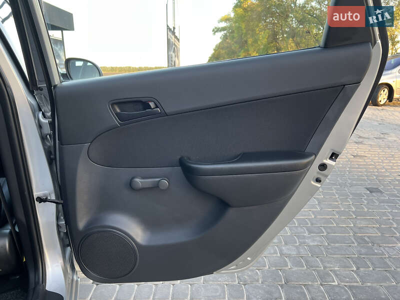 Универсал Hyundai i30 2009 в Виннице