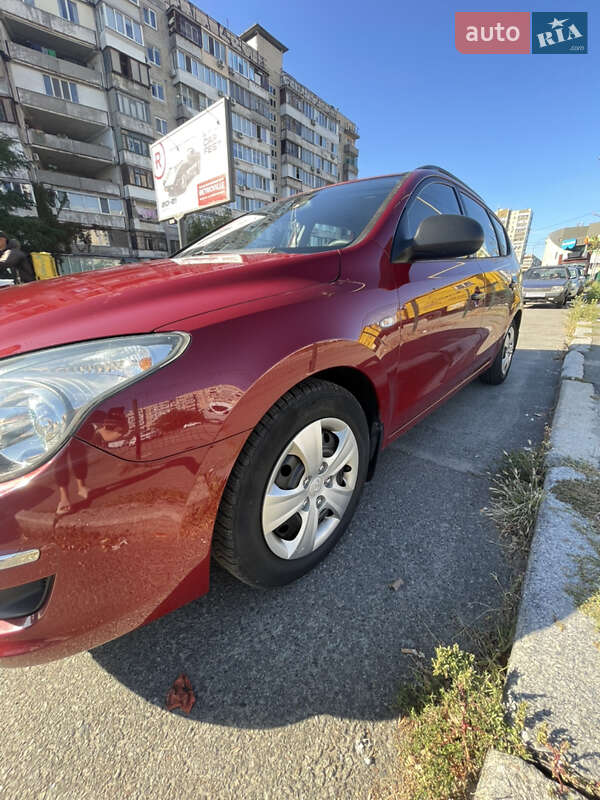 Універсал Hyundai i30 2009 в Києві фото 3 Універсал Hyundai i30 2009 в Києві