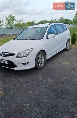 Хэтчбек Hyundai i30 2010 в Долине