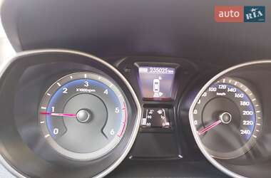 Универсал Hyundai i30 2014 в 