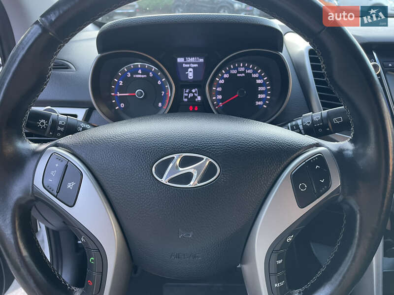 Хэтчбек Hyundai i30 2013 в Киеве
