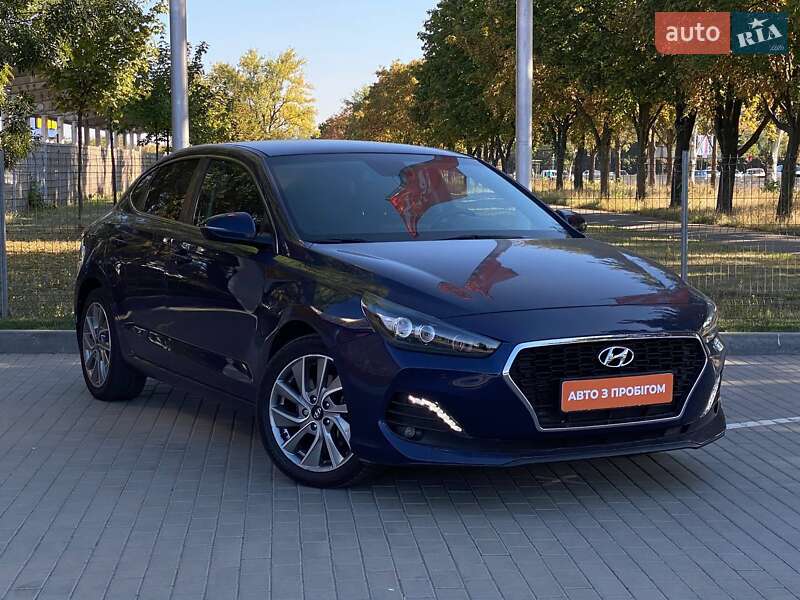 Фастбек Hyundai i30 2019 в Дніпрі
