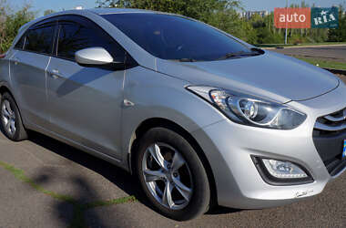 Хэтчбек Hyundai i30 2013 в 