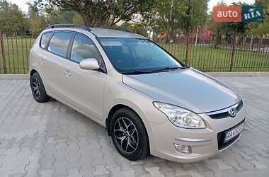 Универсал Hyundai i30 2008 в 