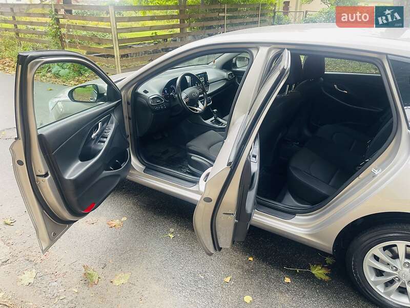 Универсал Hyundai i30 2020 в Киеве