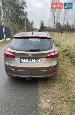 Универсал Hyundai i30 2013 в 