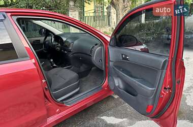 Хэтчбек Hyundai i30 2011 в 