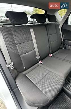 Хэтчбек Hyundai i30 2009 в 
