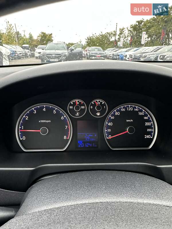 Хэтчбек Hyundai i30 2009 в Белогородке