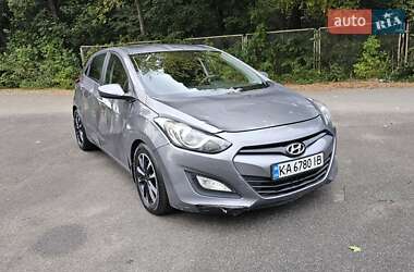 Хэтчбек Hyundai i30 2012 в Киеве