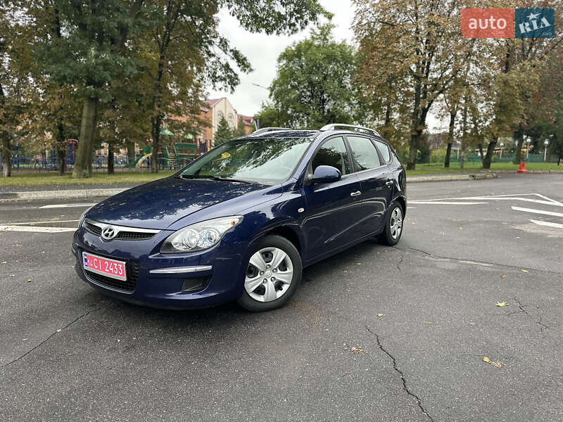 Универсал Hyundai i30 2010 в Виннице