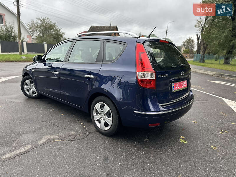 Универсал Hyundai i30 2010 в Виннице
