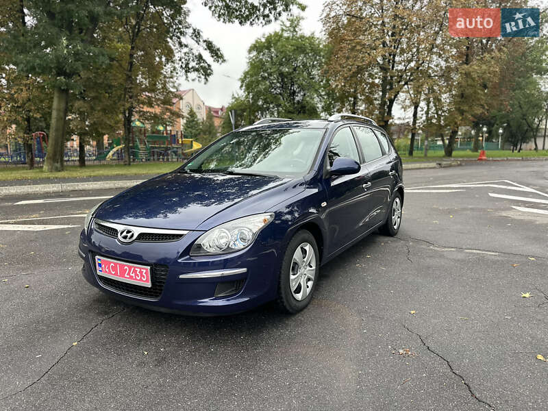 Универсал Hyundai i30 2010 в Виннице