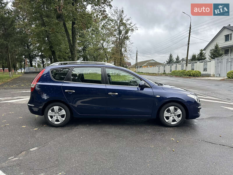 Универсал Hyundai i30 2010 в Виннице