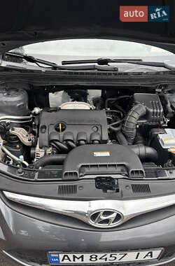 Универсал Hyundai i30 2010 в 
