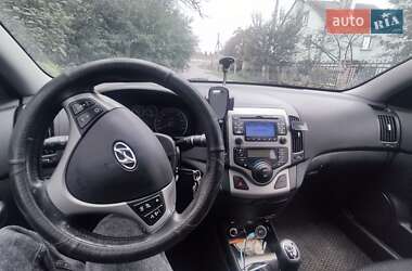 Универсал Hyundai i30 2010 в 
