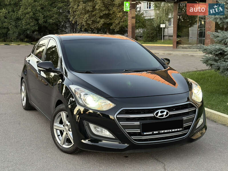 Хэтчбек Hyundai i30 2012 в Кременчуге