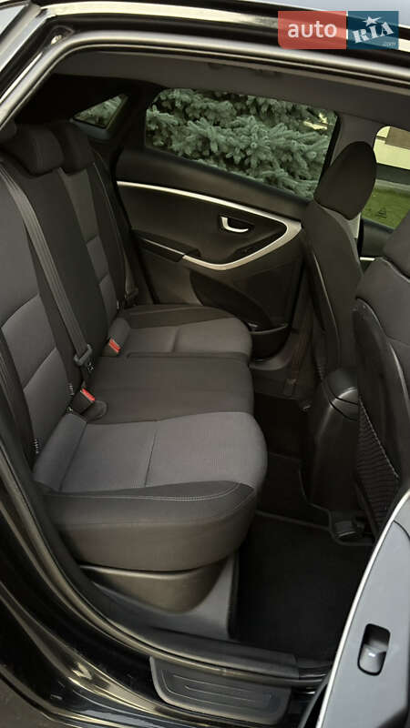 Хэтчбек Hyundai i30 2012 в Кременчуге