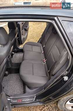 Хетчбек Hyundai i30 2009 в 