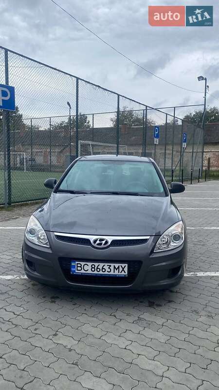 Хетчбек Hyundai i30 2007 в Львові фото 3 Хетчбек Hyundai i30 2007 в Львові