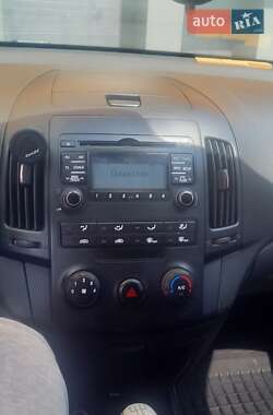 Универсал Hyundai i30 2008 в 