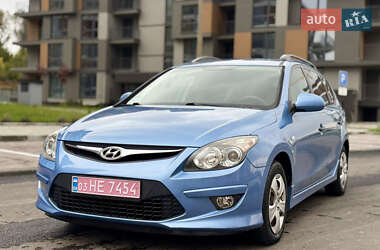 Універсал Hyundai i30 2012 в  фото 6 Універсал Hyundai i30 2012 в