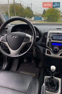 Универсал Hyundai i30 2008 в 